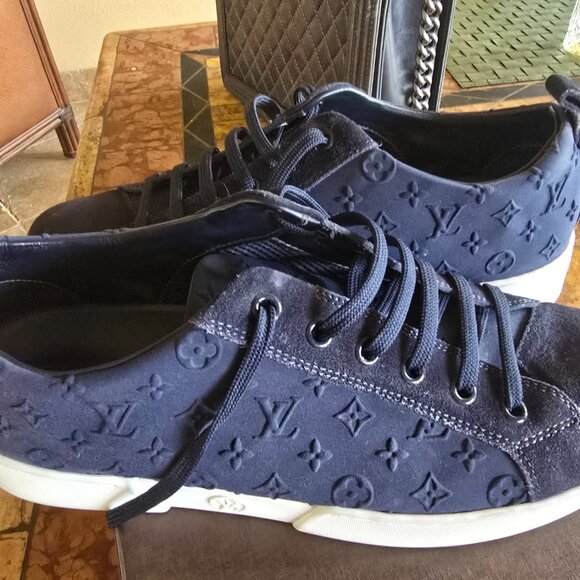 Louis Vuitton sneakers size 38.5 - Picture 3 of 10